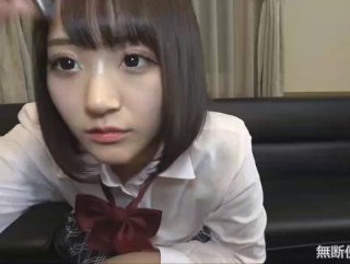 放逐之城无毛白虎露脸丝袜女销售员镜头前卖自己，好骚啊自己舔假阳具上的淫水，揉奶抠逼坐插道具，搞的骚穴淫水泛滥